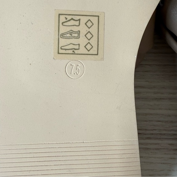 Mer-jes sandals Tan Slide Sandals Mis-Jes sandals women size 7.5 - Picture 4 of 7